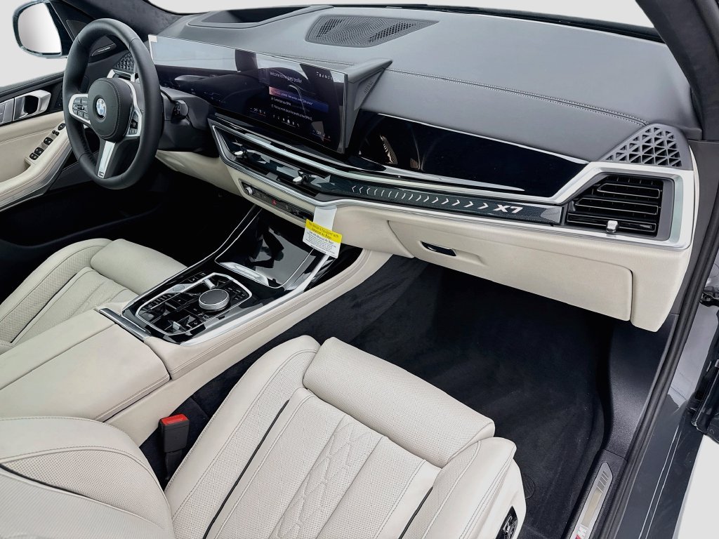 New 2027 Gray Metallic BMW xDrive40i image 16