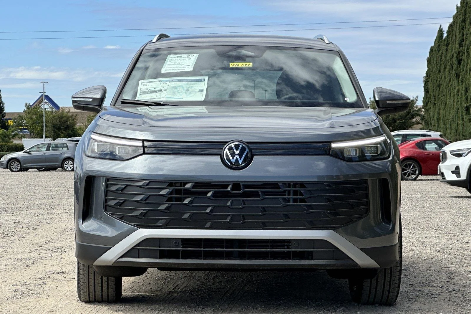 New 2026 Platinum Gray Metallic Volkswagen SE image 9