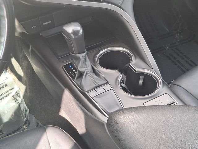 Used 2024 White Toyota SE image 19