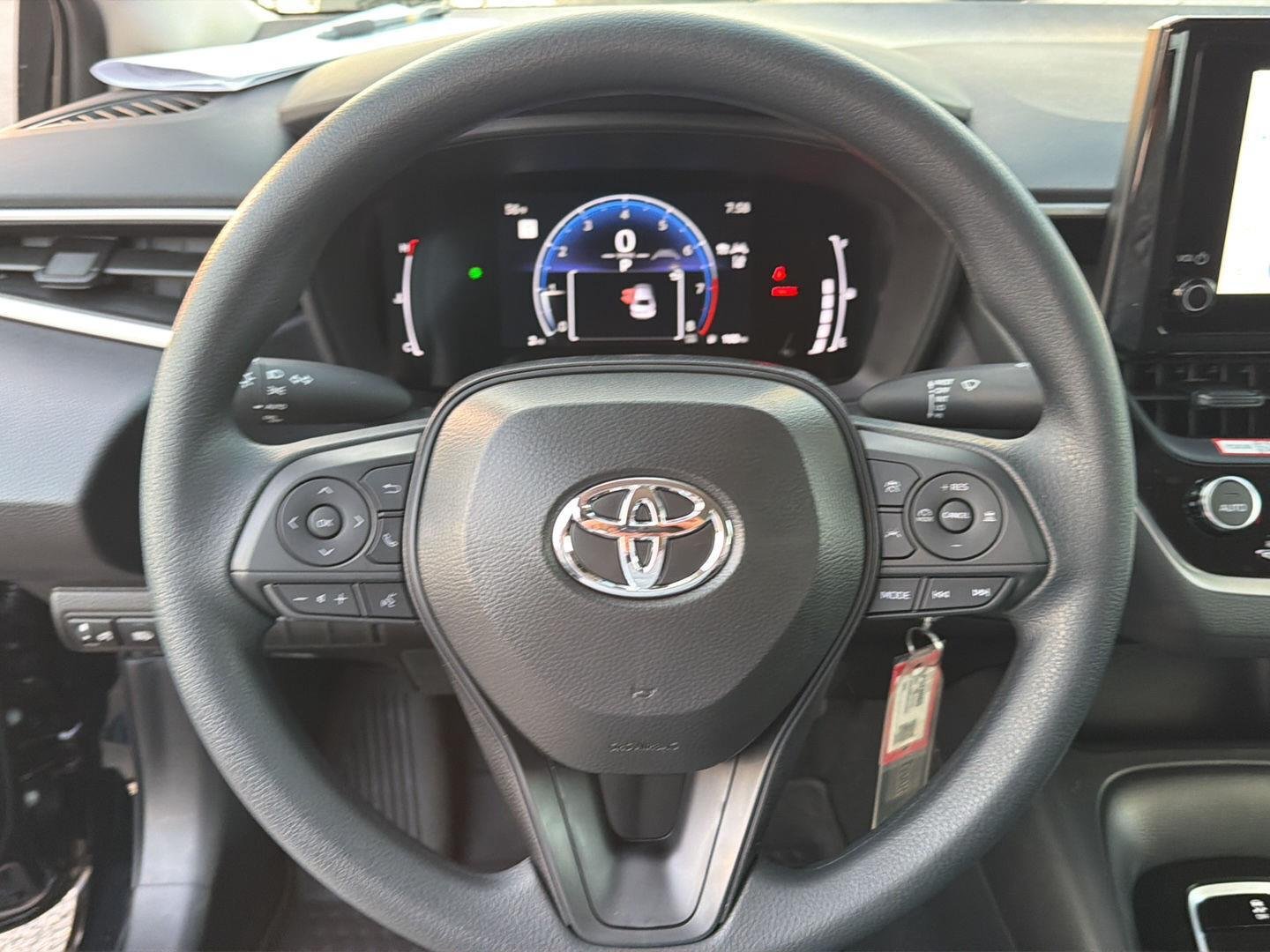 New 2027 Inked Toyota LE image 19