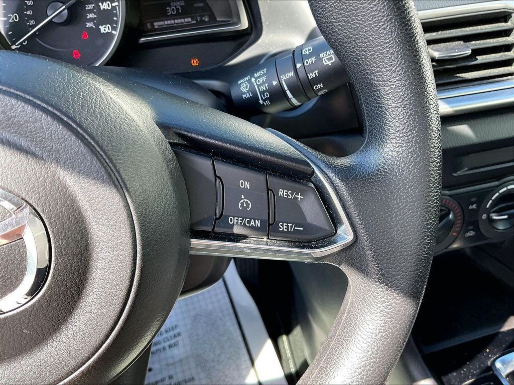 Used 2017 Sonic Silver Metallic Mazda Sport image 23