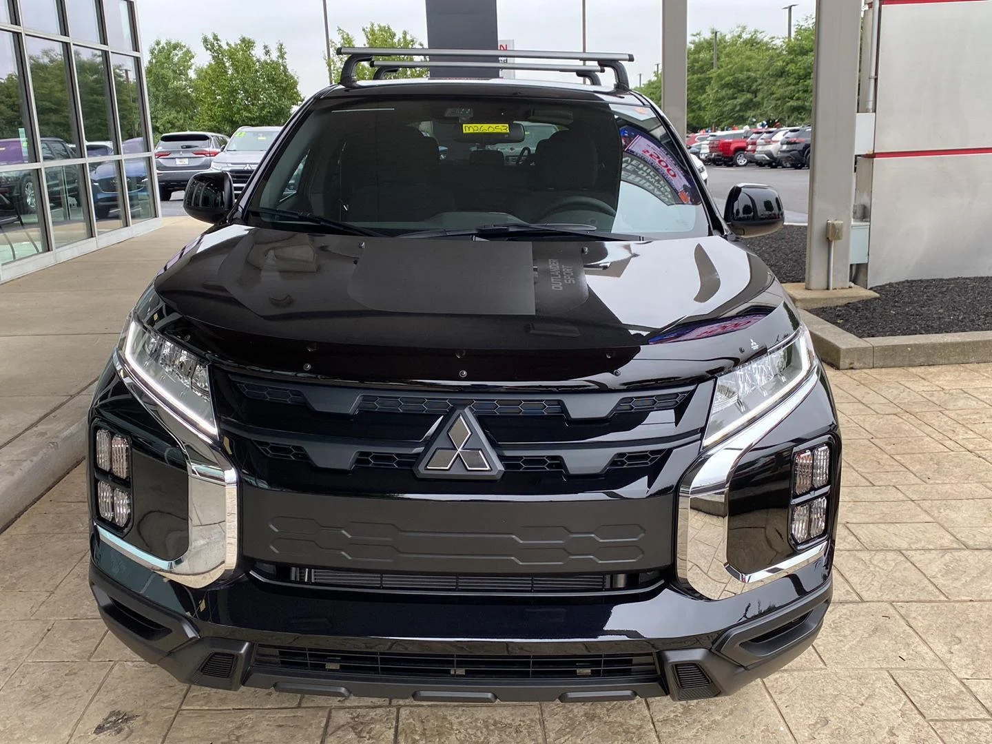 New 2026 Labrador Black Pearl Mitsubishi Trail Edition image 2