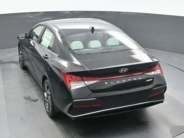 New 2026 Black Hyundai Limited image 10