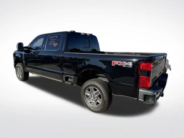 Used 2025 Black Ford Lariat image 9
