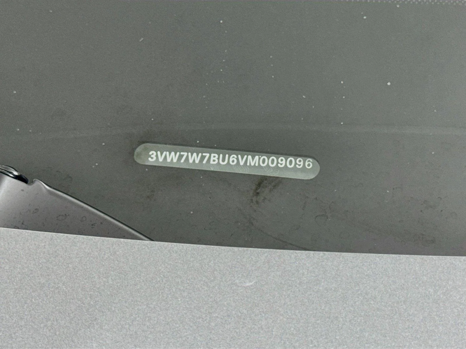 New 2027 GRAY Volkswagen SE image 31