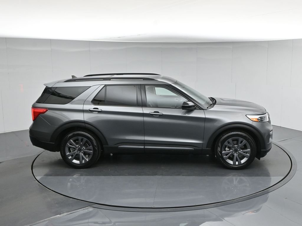 Used 2023 Gray Ford XLT image 42