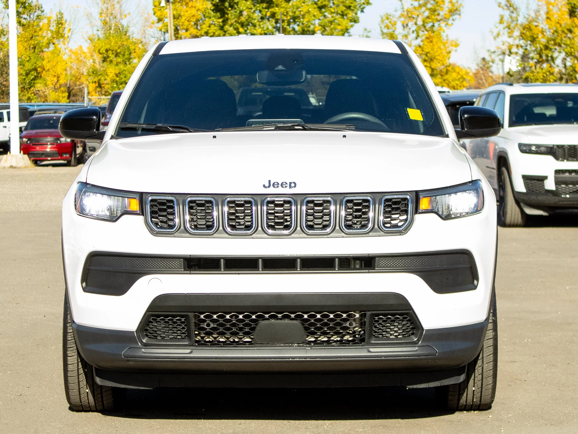 Used 2025 White Jeep Sport* 4x4, Heated Seats, Select-Terrain, Backup Camera, Safety Tech image 9
