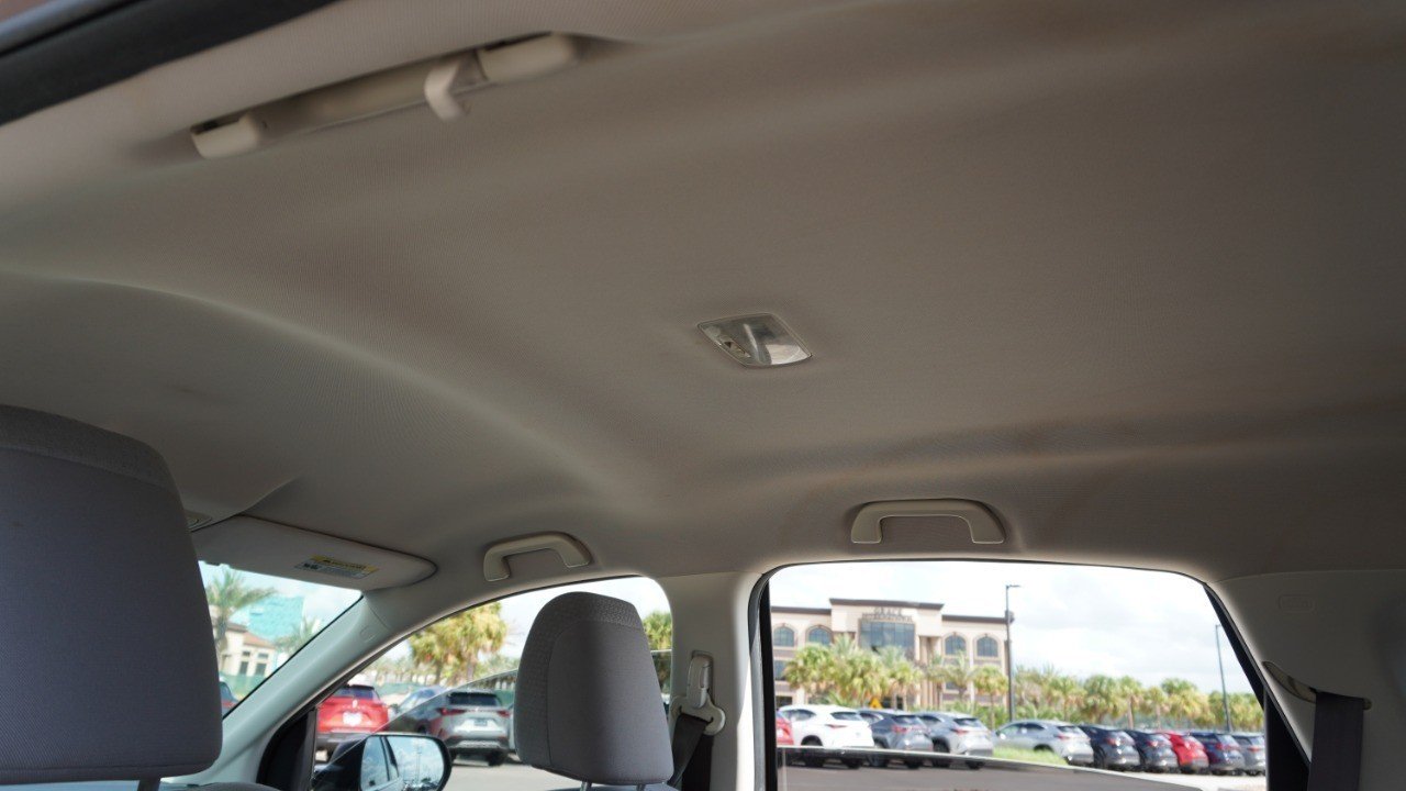 Used 2015 Red Honda LX image 32