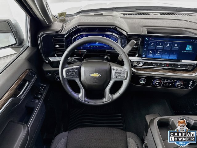 Used 2024 Sterling Gray Metallic Chevrolet LT (2FL) image 23