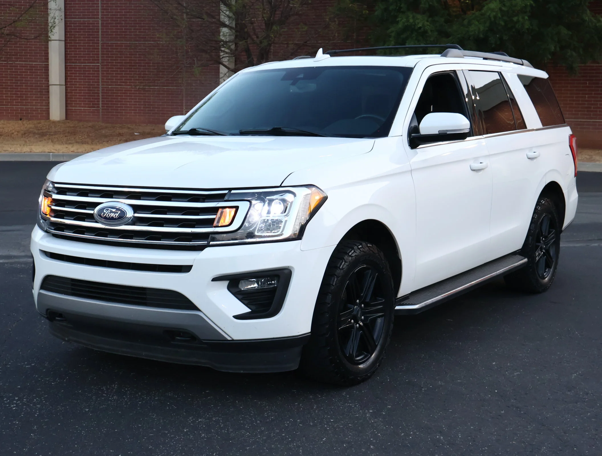Used 2021 Star White Metallic Tri-Coat Ford XLT image 33