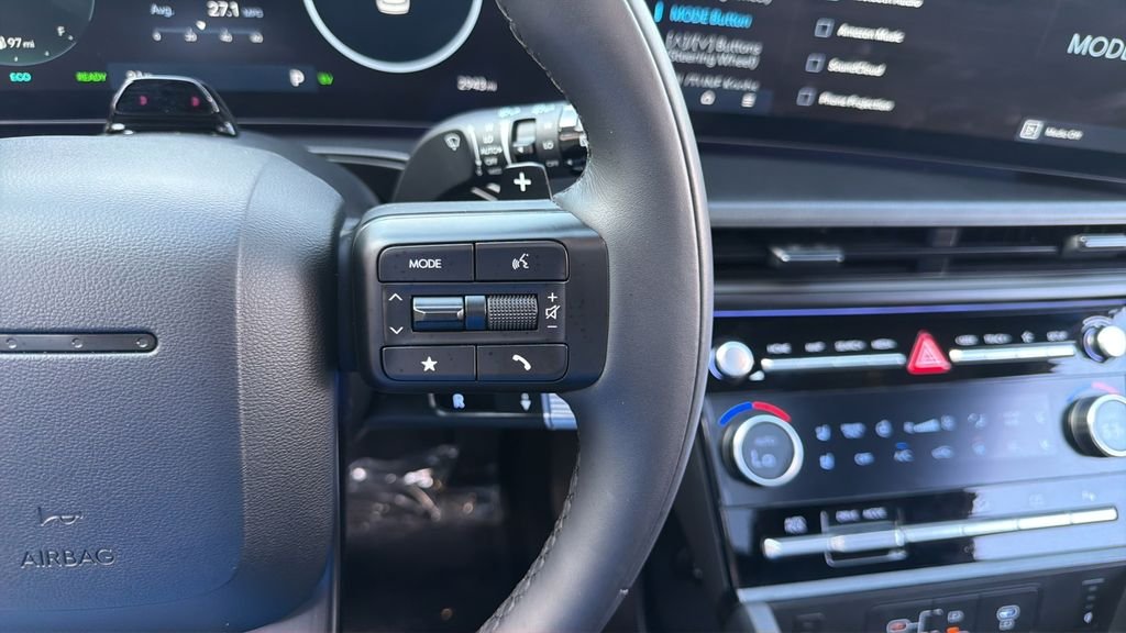 Used 2026  Hyundai Calligraphy image 27