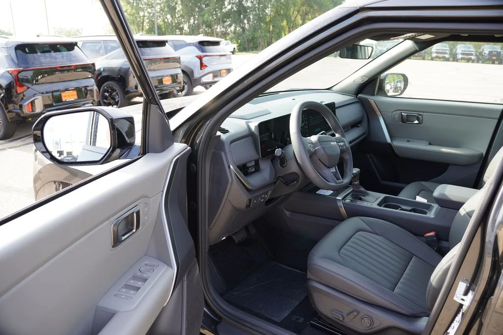 New 2027 Interstellar Gray Kia X-Line S image 10