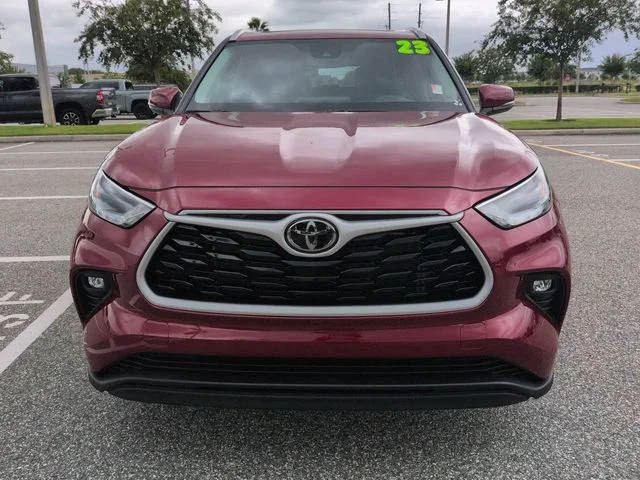 Used 2023 Red Toyota XLE image 9