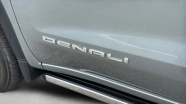 Used 2025 Sterling Metallic GMC Denali Ultimate image 38