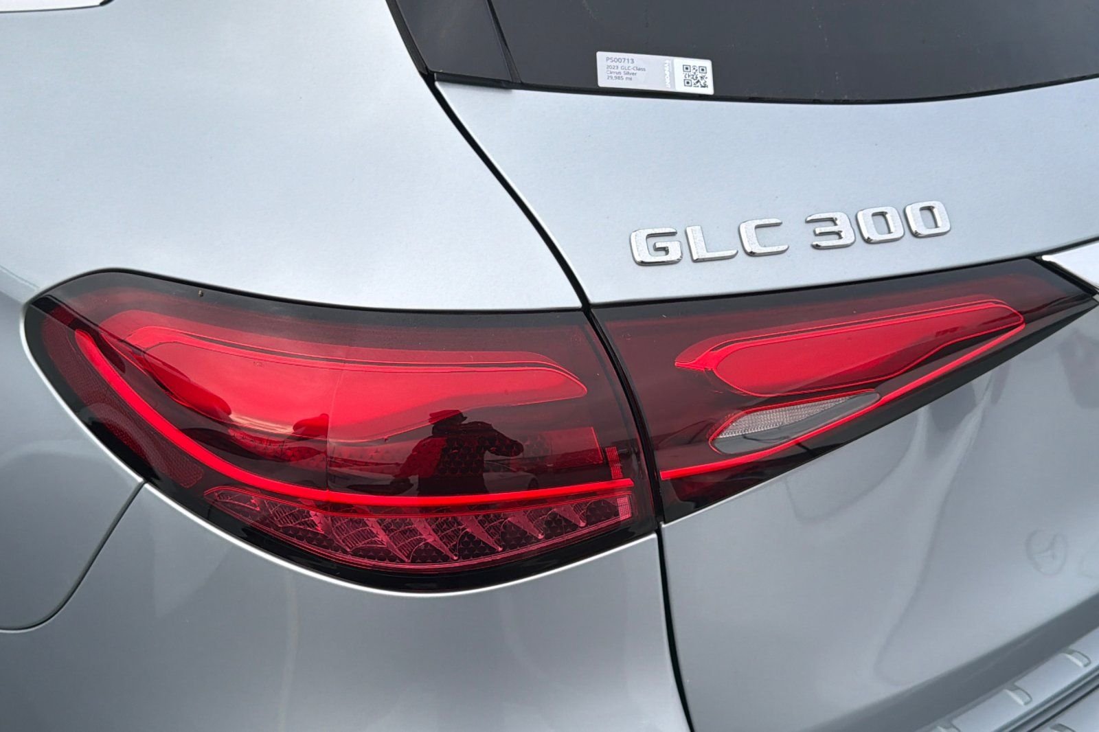 Used 2023 Silver Mercedes-Benz GLC 300 image 12