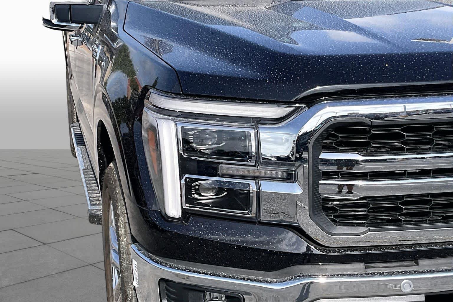 New 2026 Agate Black Metallic Ford Lariat® image 10