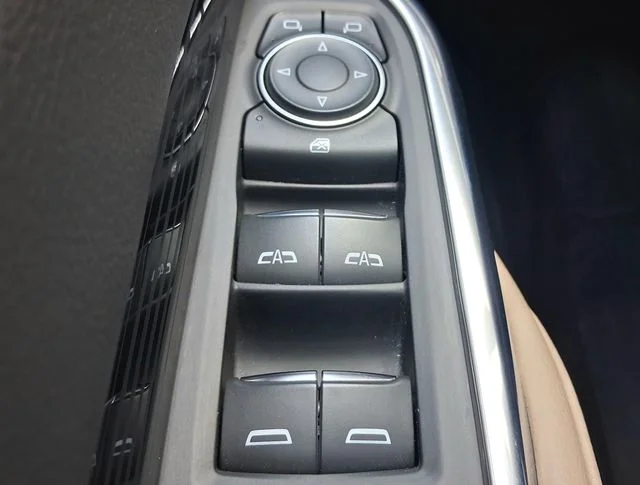 Used 2024 White Cadillac Luxury image 9