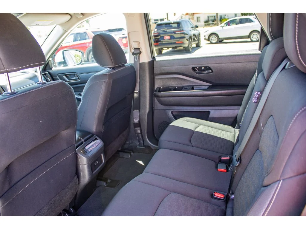 Used 2024 Brilliant Silver Metallic Nissan SV image 22