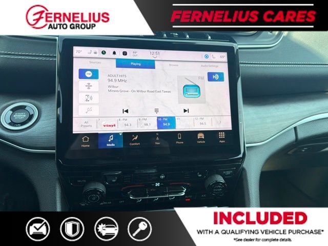 Used 2023 Red Jeep Limited image 9
