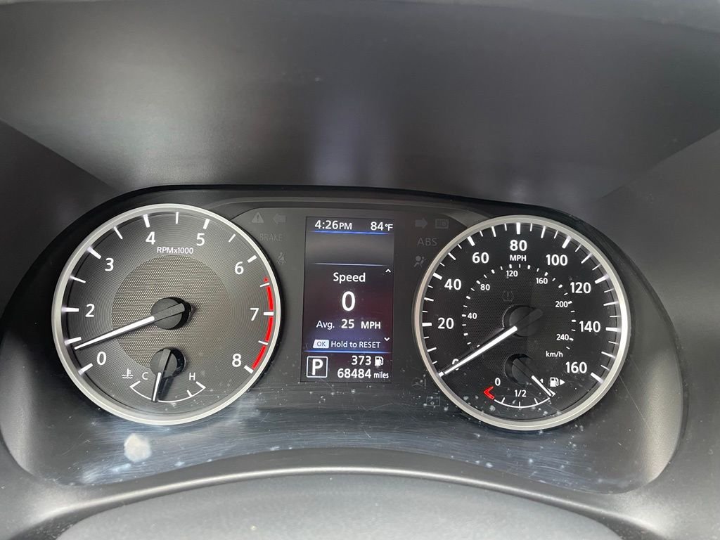 Used 2022 Gray Nissan S image 7
