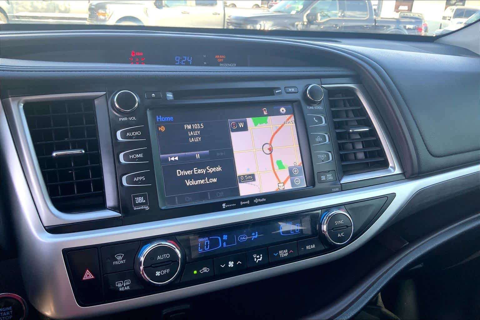 Used 2019 Blizzard Pearl Toyota Limited image 34