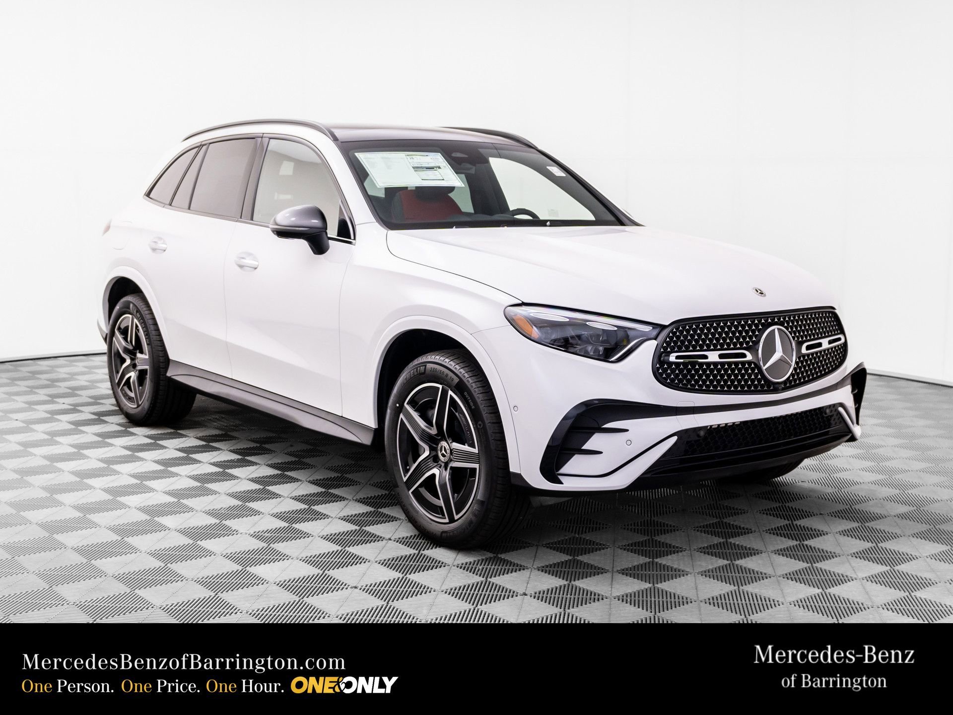 New 2026 MANUFAKTUR Moonlight White Metallic Mercedes-Benz GLC 300 image 50