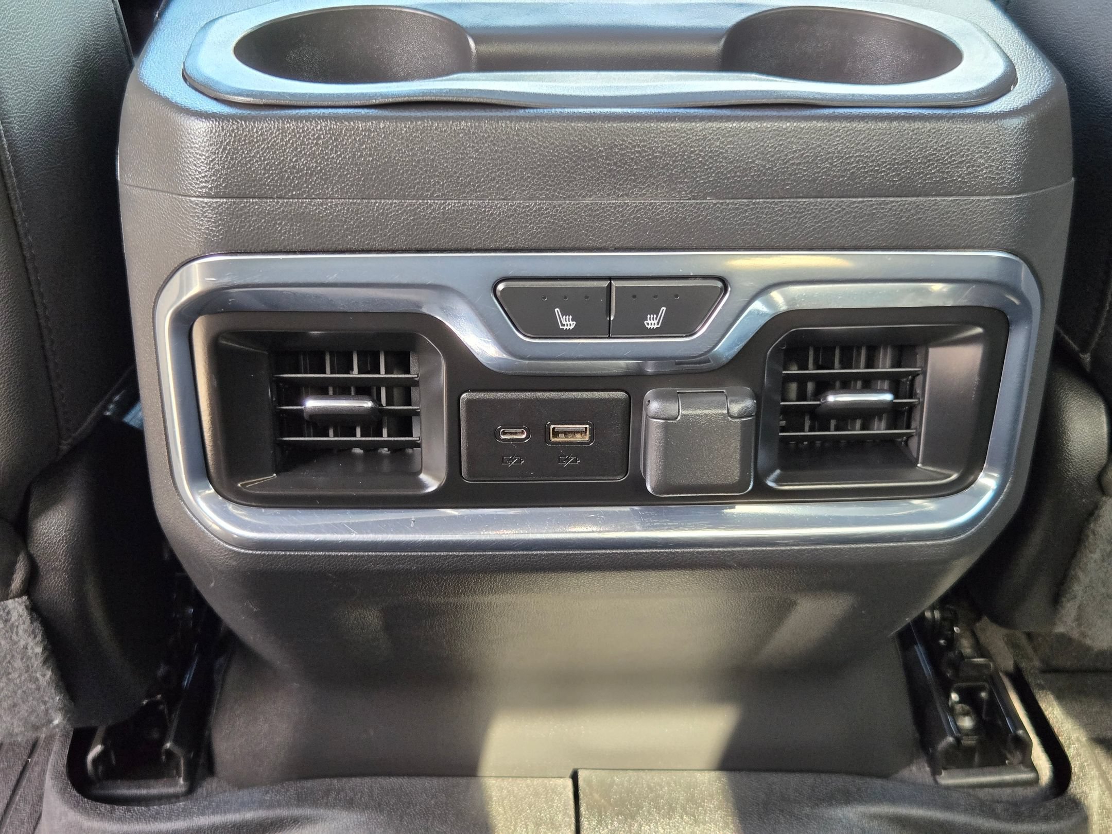 Used 2020 Onyx Black GMC AT4 image 36