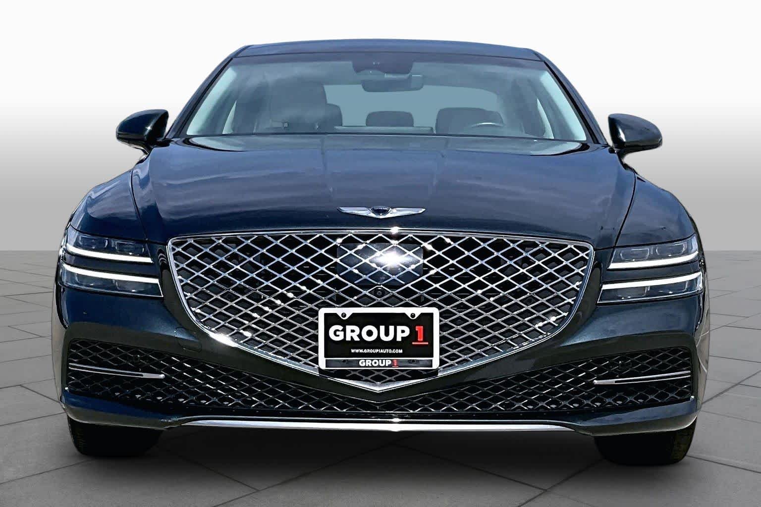 Used 2021 Black Forest Green Genesis 2.5T image 4