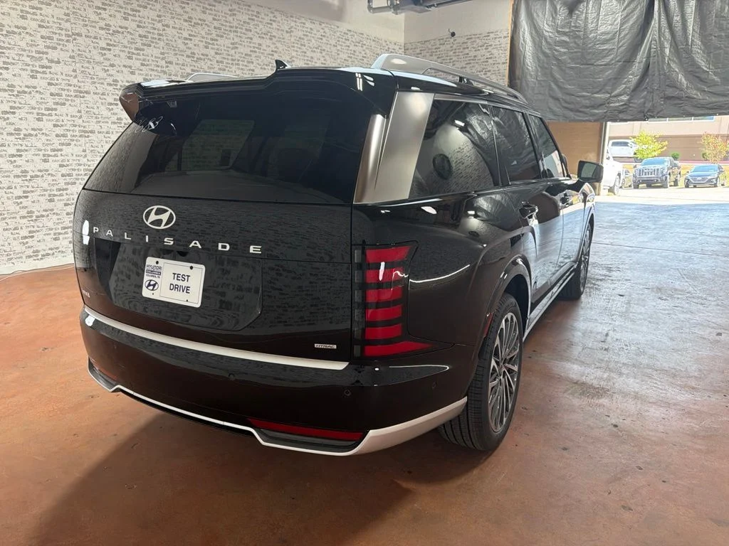 New 2026 Abyss Black Pearl Hyundai Calligraphy image 7