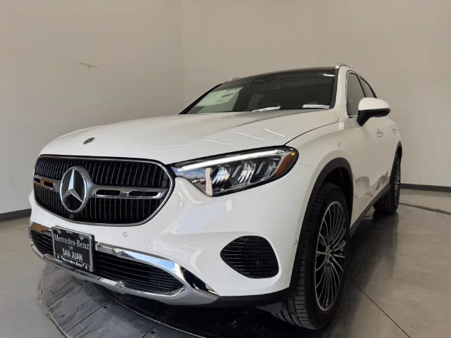 New 2026 Polar White Mercedes-Benz GLC 300 image 31