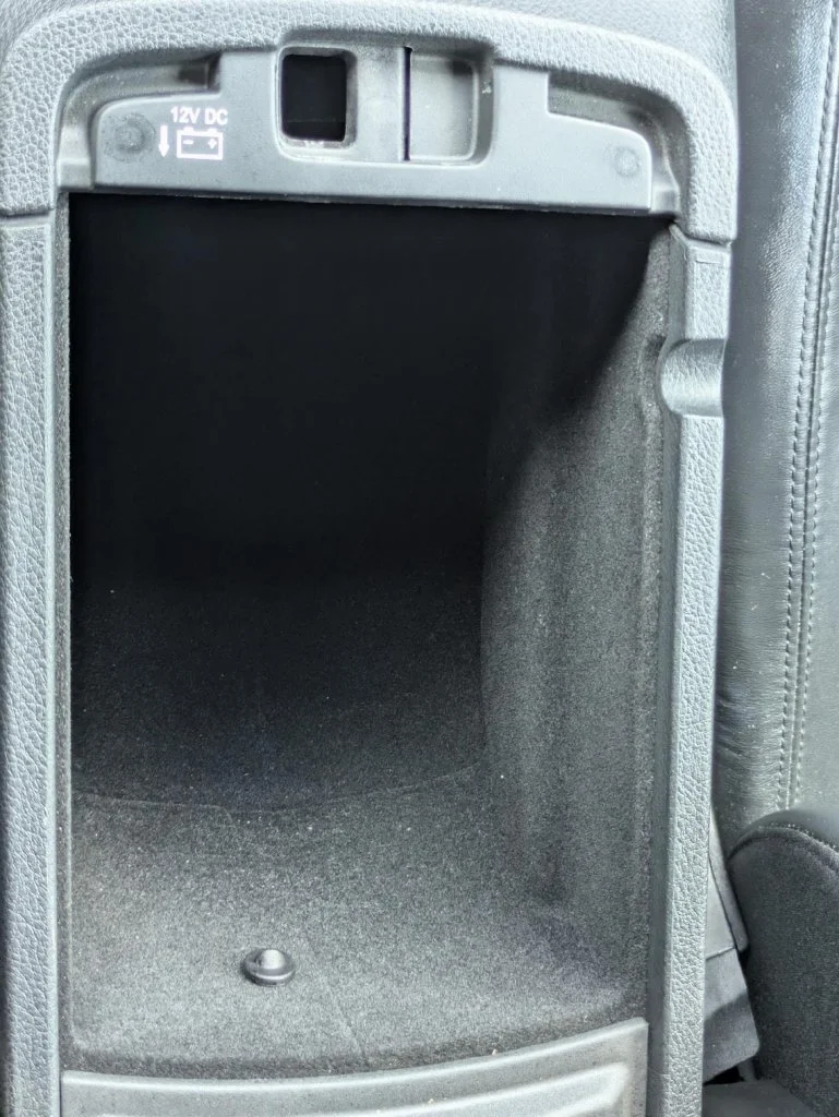 Used 2020 White Jeep Altitude image 30