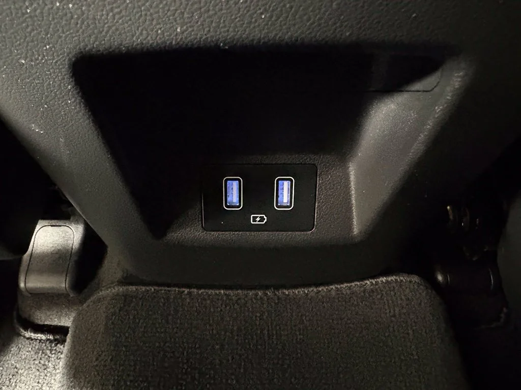 Used 2022 Gray Hyundai SEL image 36