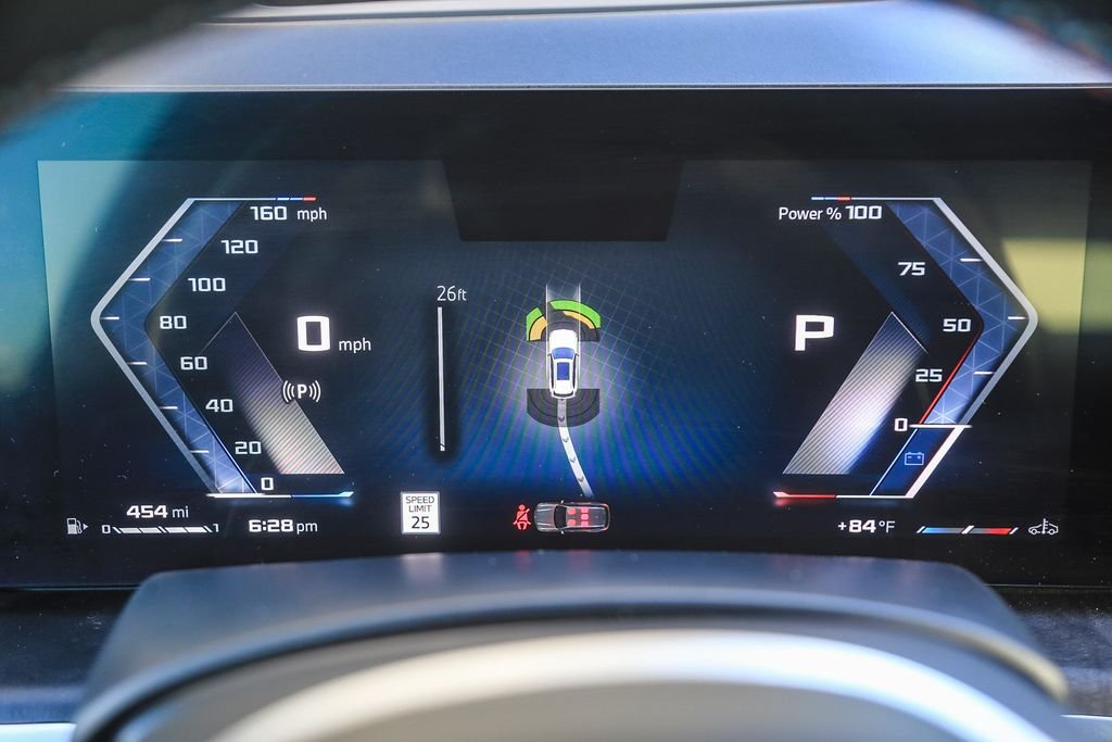 Certified Used 2025 Alpine White BMW M60i image 19