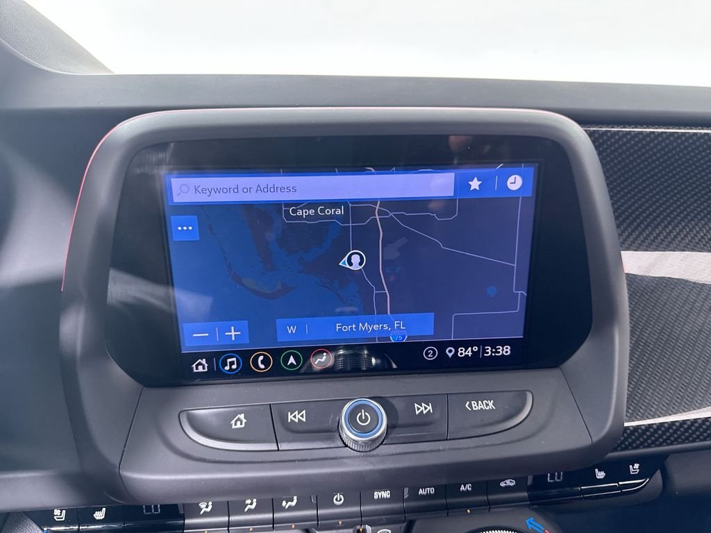 Used 2020 White Chevrolet ZL1 image 18