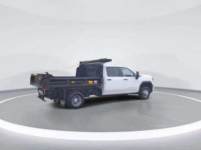 2025 GMC Sierra 3500HD Pro - Photo 8
