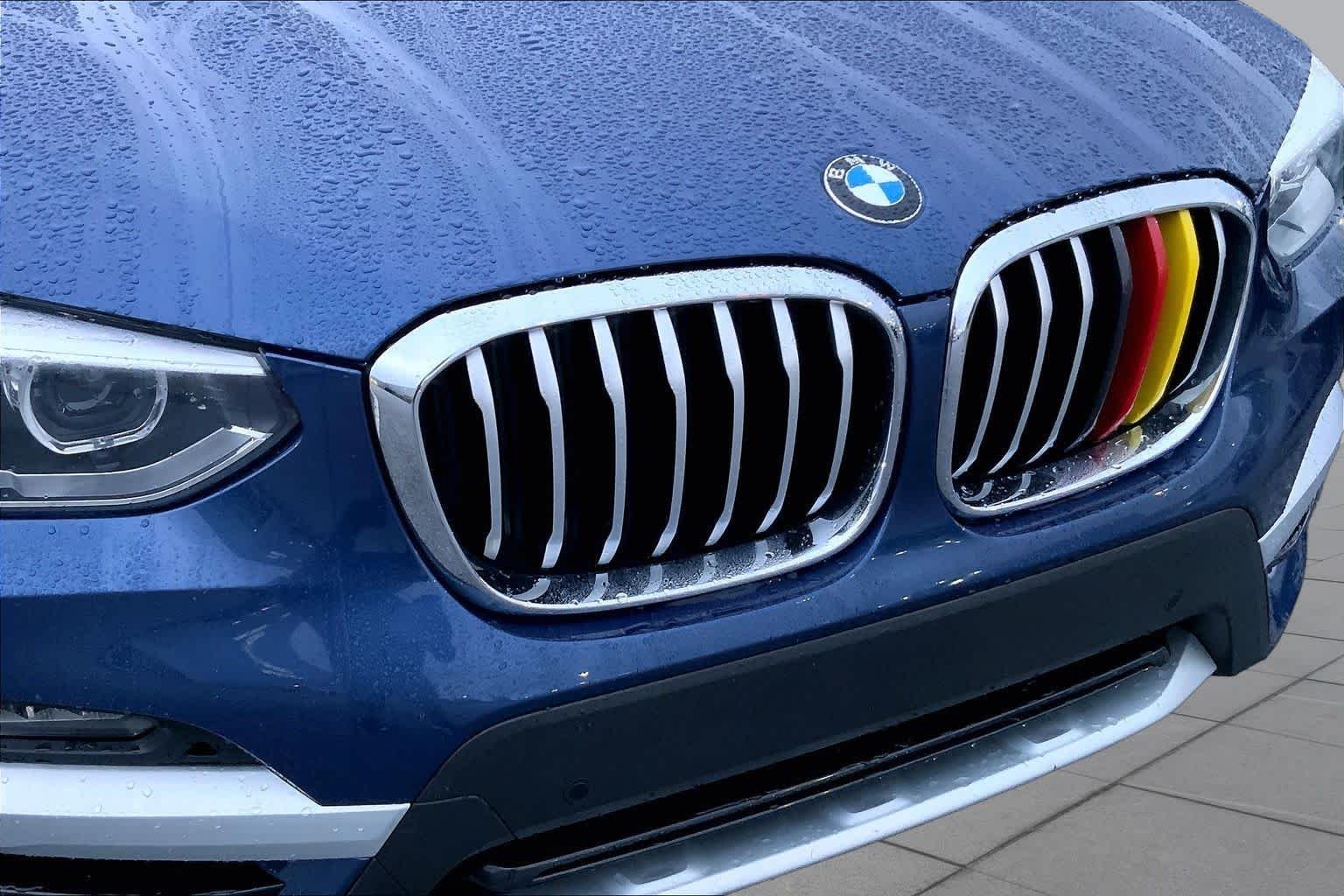 Used 2020 Phytonic Blue Metallic BMW sDrive30i image 29
