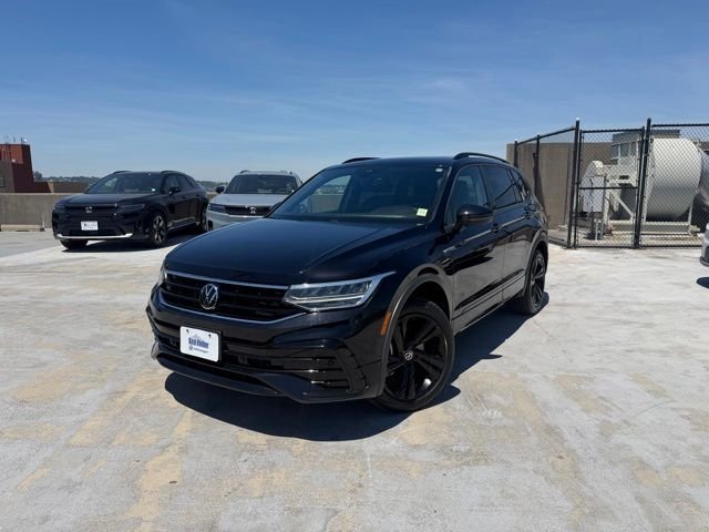 2023 Volkswagen Tiguan 2.0T SE R-Line Black