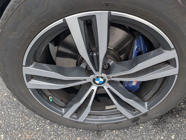Certified Used 2025 Black Sapphire Metallic BMW xDrive40i image 10