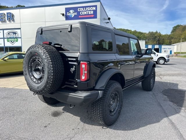 New 2025 Shadow Black Ford Badlands® image 6