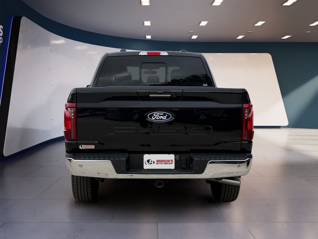 Used 2024 Black Ford XLT image 4