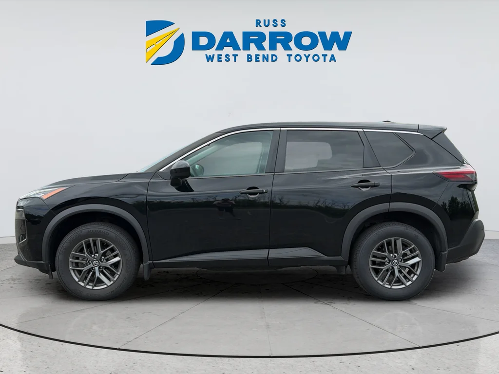 Used 2021 Black Nissan S image 2