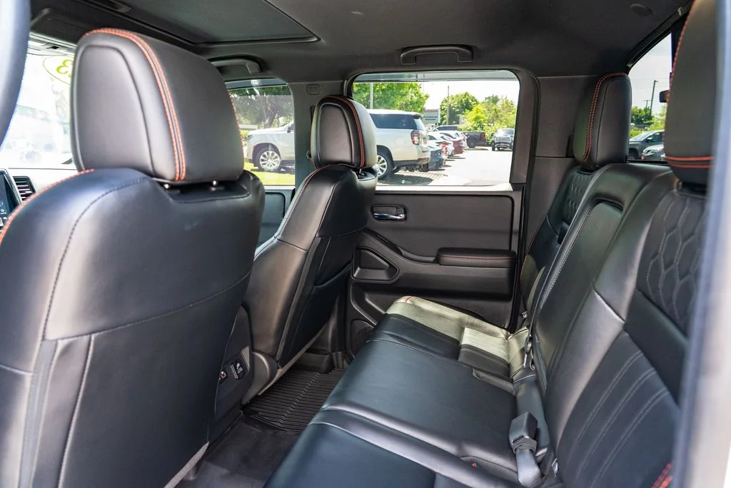 Used 2023 White Nissan PRO-4X image 27