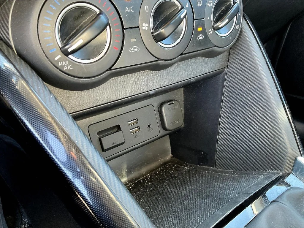 Used 2017 Black Toyota Base image 12