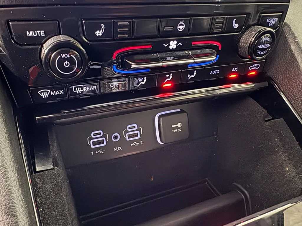 Used 2021 White Jeep Limited image 36