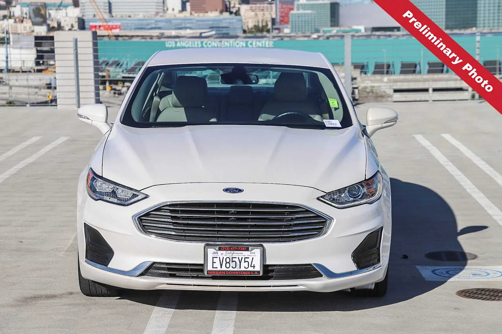Used 2019 White Platinum Metallic Tri-Coat Ford SEL image 2