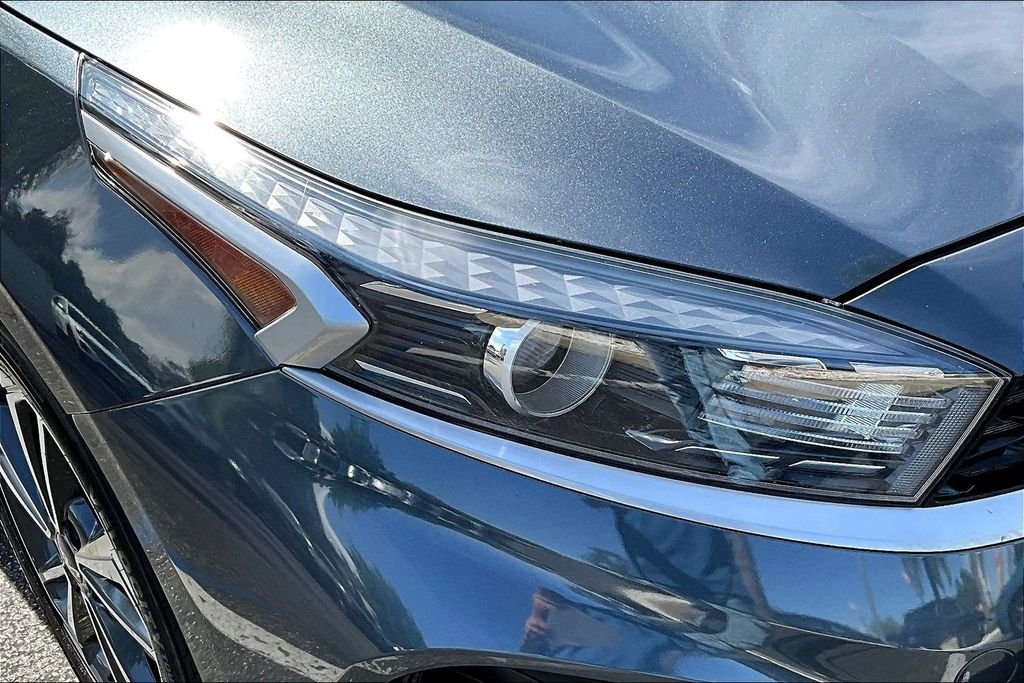 Used 2023 Gray Kia LXS image 29