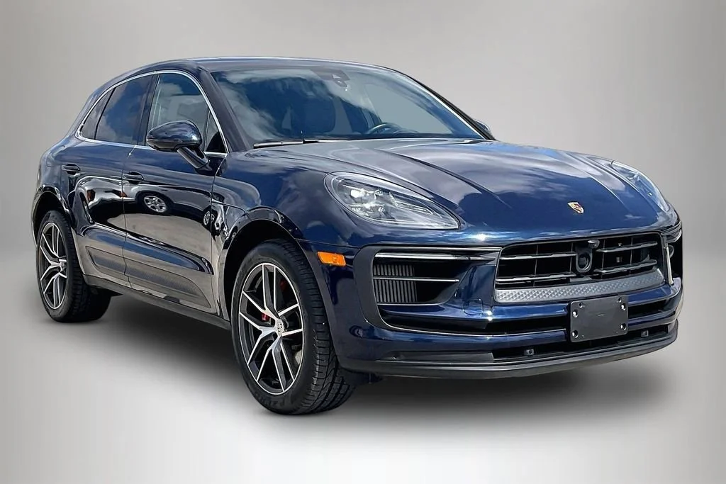 2023 Porsche Macan S's photo