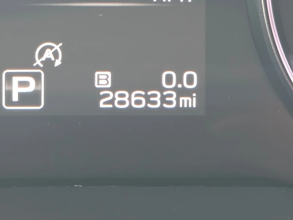 Used 2022 White Subaru Premium image 7