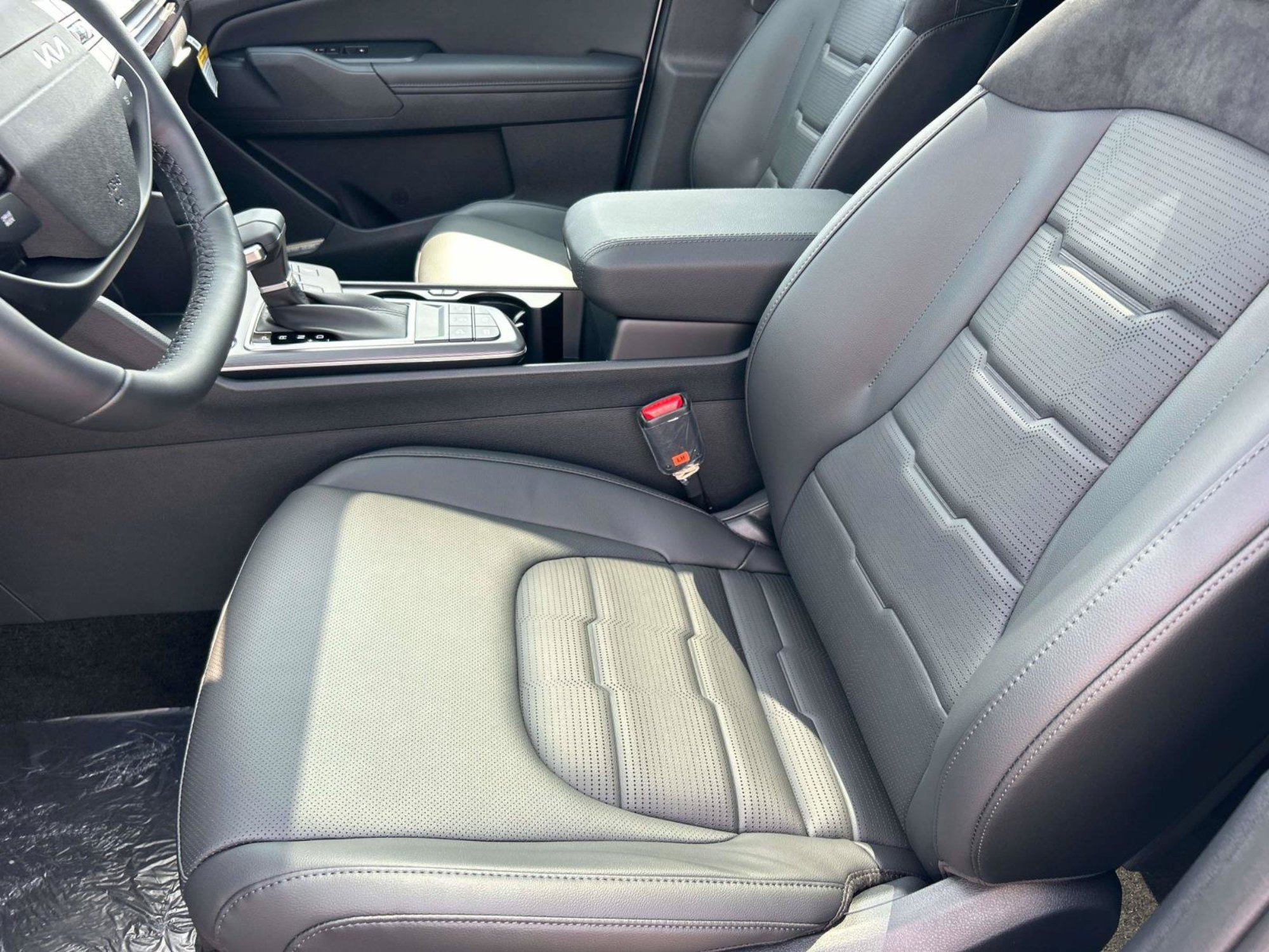 New 2026 Glacial White Pearl Kia SX-Prestige image 22