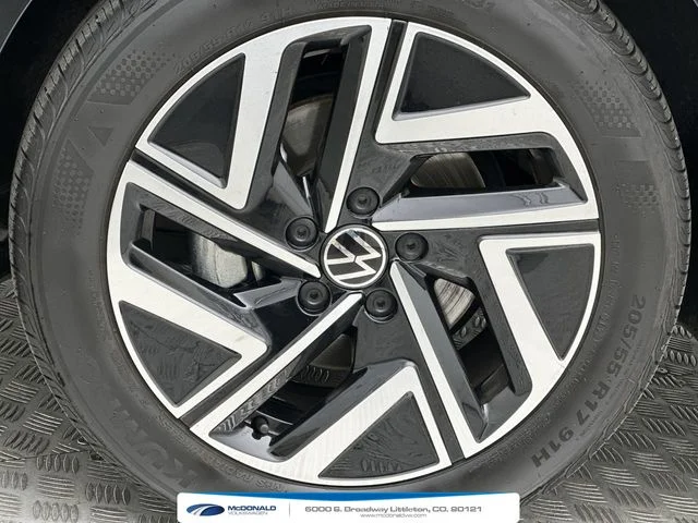Used 2024 Black Volkswagen 1.5T SEL image 10